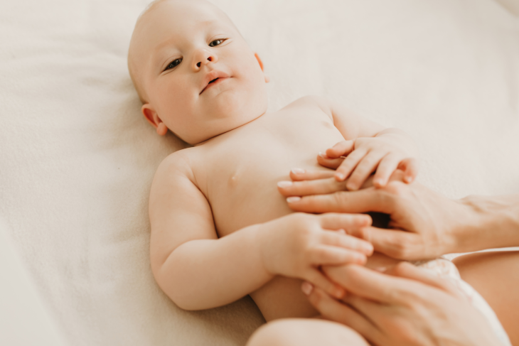 massage ventre bébé serein
